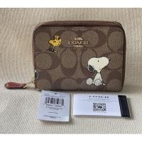 ราคา กระเป๋าสตางค์ Coach X Peanuts ของใหม่แท้ % งาน limited edition‼️ (23312356894)