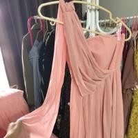 ราคา เดรสยาว มือ2 สภาพดี ชุดราตรี(ใส่ไปงานแต่ง งานราตรี ได้เลยค่ะ )สีชมพู ผ้าชีฟอง ทรงสไบเฉียงค่ะ ผ้าพริ้วสวยหวานมากค่ะ (7030451814)