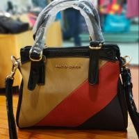 ราคา ❗Paco Casa ผ้าแคนวาส สีส้มตัดตาล/แดงตัดดำ สายยาว-สั้นหนังแก้ว ใช้งานถือ สะพายข้าง หรูดูดี ไซส์ 8*27*22cm.ราคาเบาๆ850.- (4641840401)