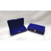 ราคา #กล่องกำมะหยี่ คิ้วทอง ปูเรียบ 4x7 นิ้ว สีน้ำเงิน (6123682442)