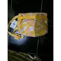 ราคา L'OCCITANE LOCCITANE LOCCITANE CANVAS POUCH CANVAS FABRIC (42574573451)