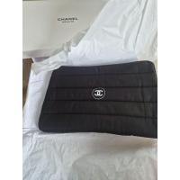 ราคา กระเป๋าใส่ notebook ของขวัญวันเกิดจาก Chanel ของใหม่ค่ะ ดูหรู ดูแพง คนสวยต้อง Chanel ค่ะ สีจริงสีดำสนิทนะคะ (40617877124)