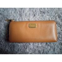 ราคา Michael Kors Brown Wallet Preloved/มือสอง (16249611125)