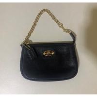 ราคา กระเป๋าcoach คล้องมือมือสองหนังสีดำ6นิ้วสภาพสวย (27453239970)