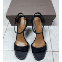 ราคา รองเท้าส้นสูงสีดำแบรนด์Charles & Keith ไซส์37 แบบเก๋สภาพเทียบมือ1เลยค่ะ (3108490226)