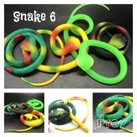 ราคา งูปลอม จำนวน 6 ตัว งูยางปลอมเหมือนจริง งูของเล่น ตัวนิ่มใหญ่ สัตว์ปลอมสำหรับหลอก งูยางไล่นก จุใจ 6ตัว ของเล่นราคาถูก (19723729802)
