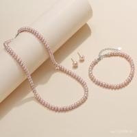 ราคา สร้อยคอมุกรูปแบบเรียบง่าย สไตล์เกาหลีและญี่ปุ่น พร้อมสร้อยข้อมือและต่างหูทองคำขาว925 (43222311987)