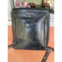 ราคา กระเป๋าสะพายชายหนังแท้สีดำมือสอง (26866209383)