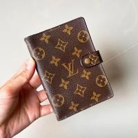 ราคา Lv Agenda PM มือสองของแท้ค่ะ (รบกวนทั่กแชทก่อนสั่งค่ะ) (20673746357)