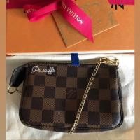 ราคา New Lv mini pochette dc18 (1752937580)