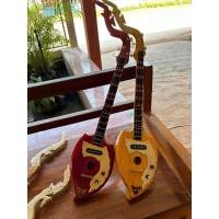 ราคา พร้อมส่งพิณโปร่งไฟฟ้า1คอนแท็คระบบแถมฟรีสายสะพายปิคคู่มือสายแจ็ค (29820500274)