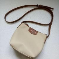 ราคา JACOB สะพายข้างสีครีม (215457076)