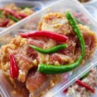 ราคา แหนมซี่โครงหมู ขนาด 300กรัม 150 บาท (42018884579)