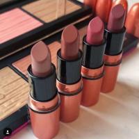 ราคา Mac Shiny Pretty Things Party Favours Mini Lipsticks Sets - Limited Edition(ของแท้ 100%) (1687903854)