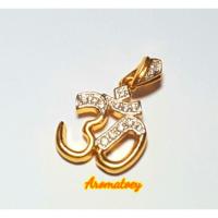 ราคา จี้โอมผ่านพิธี หุ้มทองฝังเพชร CZ รัสเซียเกรดพรีเมี่ยม CZ Cubic Zirconia ไม่ลอกไม่ดำใส่คู่สร้อยสองกษัตริย์ มอบของขวัญได้ (192963164)