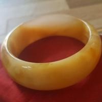 ราคา กำไลหยกพม่าแท้ สีน้ำผึ้งอ่อนสวย 57-58mm (Natural burma yellow jade bangle) (2191420155)