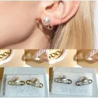 ราคา New Vivienne Westwood ต่างหูสีเงิน/ทอง SS23 (22144676120)