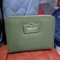 ราคา กระเป๋าสตางค์ใบสั้นสีเขียว (3731649699)