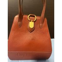 ราคา กระเป๋า guy laroche มือสอง (43915311458)