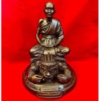 ราคา พระบูชาหลวงพ่อเพี้ยน วัดเกริ่นกฐิน ขี่หนุมานครองเมือง ปี2558 (28591926354)