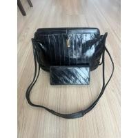 ราคา กระเป๋าหนังปลาไหลแท้% แพคคู่งานแบรนด์ มือสอง สภาพยังสวย มีร่องรอยการใช้งานทั่วไป ไม่มีตำหนิ (40864778385)