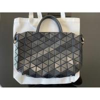 ราคา Bao Bao Madison คล้ายรุ่น Rock ค่ะ ของแท้ 100% (20386252302)