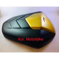 ราคา M-slaz. ครอบเบาะท้ายสไตล์บิ๊กไบค์ สีทอง-ดำด้าน (2423336606)