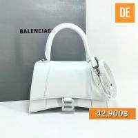 ราคา New Balenciaga Hourglass Sz s White ขนาด 22x15x11.5 (10442116960)