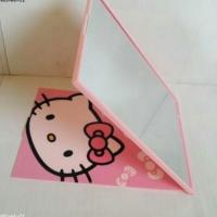 ราคา กระจก ตั้งโต๊ะ พับเก็บได้ ลาย คิตตี้ Kitty ขนาด 6x8 นิ้ว (631040137)