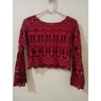 ราคา เสื้อครอป ลายลูกไม้สีแดงเลือดนก (7863940580)