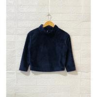 ราคา เสื้อกันหนาว UNIQLO สีกรม มือสอง Sizeเด็ก 130 อก 34 (41576842717)