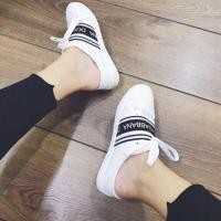 ราคา คอมโบรองเท้าโลฟเฟอร์ผู้หญิงสีขาว 5 คู่ (24241963059)