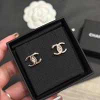 ราคา [พร้อมส่ง] New Chanel Earrings CC ฝังคริสตัล (23255870848)