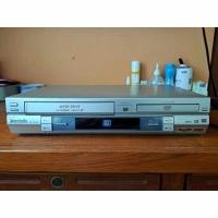 ราคา เครื่องเล่นวีดีโอ VHS-DVD Panasonic NV-VP32 ไม่มีรีโมท (29201361520)