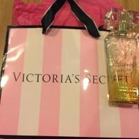 ราคา Used Victoria's Secret Secret Angel Gold 2.5 oz Fragrance Mist (36785976)
