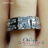 ราคา แหวนเพชร Princess Cut 2 กะรัตเพชรเลียนแบบเพชรแท้ ทำจาก เพชร CZ, Cubic Zirconia หรือ เพชรโคลนนิ่ง ทำจากแร่สังเคราะห์ CZ (5787869347)