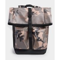 ราคา SUPERDRY ROLL TOP TARP BACKPACK - กระเป๋าเป้สะพายหลัง สำหรับผู้ชาย คุณสมบัติป้องกันน้ำ สี Green Camo (6945319897)