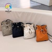 ราคา ONLYE กระเป๋าสะพายข้าง, กระเป๋าสตางค์โทรศัพท์ขนาดเล็กไนลอนเนื้อนุ่ม, กระเป๋า Messenger สองชั้นกันน้ําอเนกประสงค์ Casual Outing (42677024710)