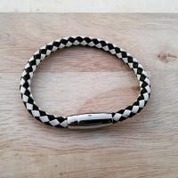 ราคา nn_braceletสายรัดข้อมือ RASTACLAT รหัส 184 กำไลหนังถัก หนังวัวแท้นะคะ รุ่นนี้เป็นสีดำสลับขาวค่ะ (965035006)