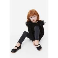 ราคา H&M(เอชแอนด์เอ็ม) เสื้อแต่งขอบระบาย Girl Flounce-trimmed top 1126511_8 (28376616467)