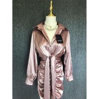 ราคา เดรสทรงเชิ้ตผูกหน้า✨ผ้าซาติน หรูหราไฮโซใส่แล้วหุ่นเพรียว ‼️งานขึ้นห้างผ้าเกรดดีค่ะ‼️ สีชมพูกะปิ (6980062509)