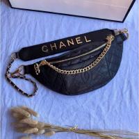 ราคา 《พร้อมส่ง》กระเป๋าคาดอก CN สีดำ หนังคาร์เวียสวยมาก โซ่แต่งอะไหล่ทองสุดหรู กระเป๋าแฟชั่นสะพายข้างผู้หญิง (11004792213)