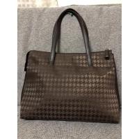 ราคา กระเป๋าสะพาย Mila Schon มือสอง (11593895697)