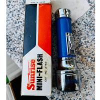 ราคา ไฟฉายเก่า madenin japan sunrise งานเก่าสภาพดีมาก มาพร้อมกล่องรางถ่านดี (50801977417)