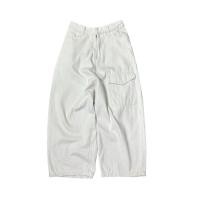 ราคา off white denim balloon pants with belt niko and…(used) (28754624131)