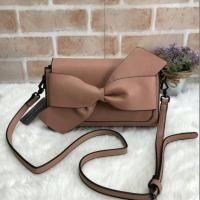 ราคา Charles & Keith Clutch Bow Shoulder Bag (Outlet) กระเป๋่าแบรนด์เนม (917050163)