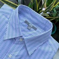 ราคา KEMEJA UNIQLO เสื้อเชิ้ตแขนสั้น สีขาว Lilac ลายทางสีเทา (M) (24940304702)