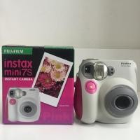 ราคา Fujifilm instax mini 7s สีชมพู มือสองนะคะ (42032380)
