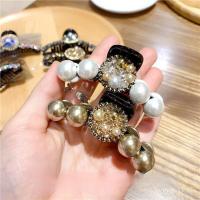 ราคา กิ๊บรัดผมสไตล์เช่น Chanel มุกและพลอยเทียม ดีไซน์กลับหัว เหมาะสำหรับคนชอบแฟชั่นญี่ปุ่นและเกาหลี (28643548587)