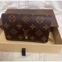 ราคา Louis Vuitton Wallet ปี 2000 มือสอง สภาพนางฟ้า (11241321994)